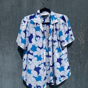 Vintage Blue and White Casual Button Down Shirt